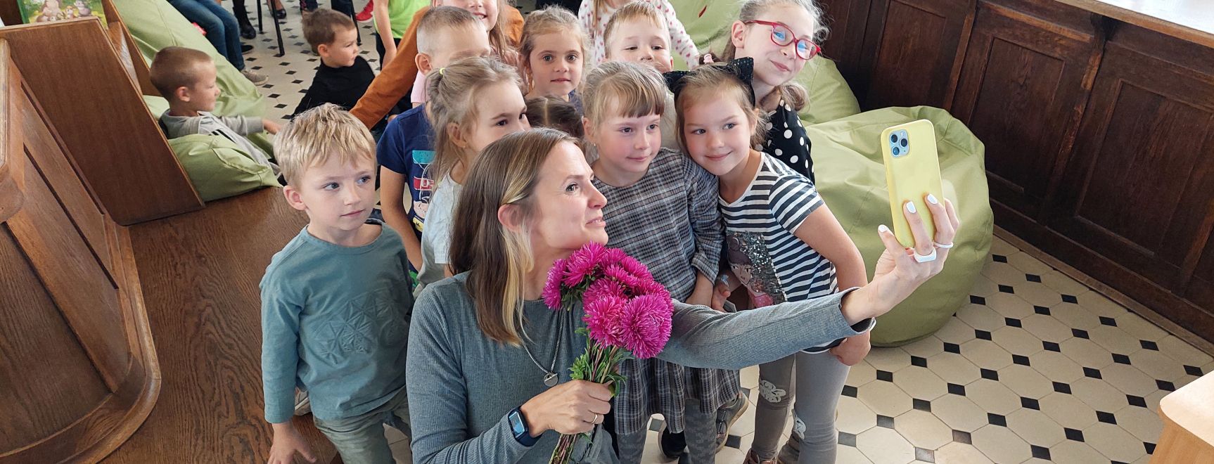 Pasākums “Satikt grāmatas autoru” foto mirkļos