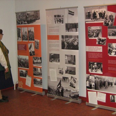 Latvijas Tautas frontei - 25