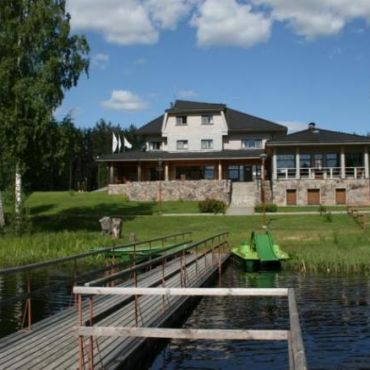 Aicinām pieteikties 3 dienu nometnei “Two is family” (“Divi ir ģimene”)