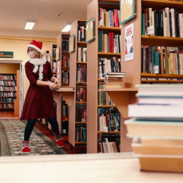 Jēkabpils pilsētas bibliotēka sveic Tevi svētkos!